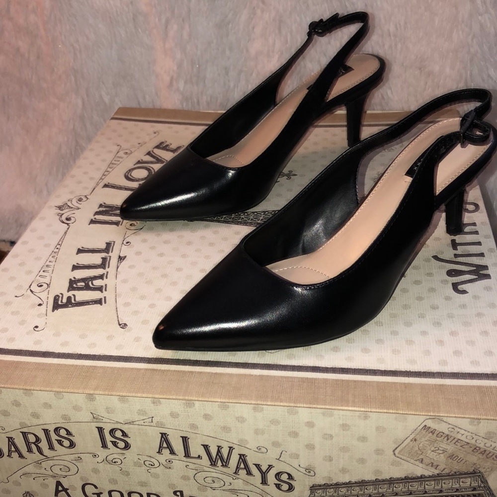 Jones New York SlingBack Black Pumps Sz 9